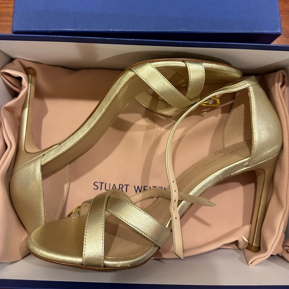 New Stuart Weitzman - Picture 6 of 6